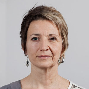 <span>Fille / Mère: Marilène, 35 ans & Réjeanne, 64 ans</span><i>+</i>