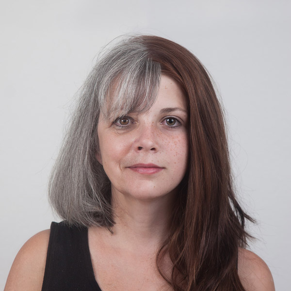 <span>Grand-mère / Petite-fille: Ginette, 61 ans & Ismaëlle, 12 anss</span><i>+</i>