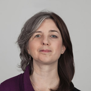 <span>Mère / Fille: Janice, 57 ans & Marianne, 32 ans</span><i>+</i>