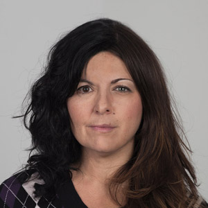 <span>Mère / Fille: Marie-Andrée, 55 ans & Marie-Ève, 35 ans</span><i>+</i>