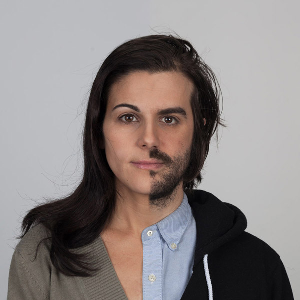 <span>Sœur / Frère: Geneviève, 33 ans & Jean-Michel, 30 ans</span><i>+</i>